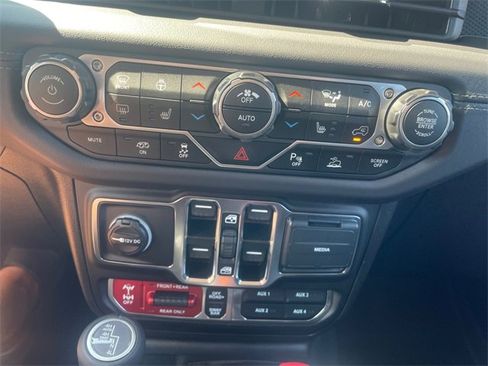 New 2025 Jeep Wrangler Unlimited Rubicon 392 image 23