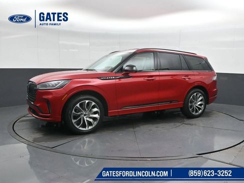 New 2026 Lincoln Aviator AWD image 7