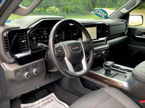 Used 2023 GMC Sierra 1500 Elevation AWD/4WD image 15