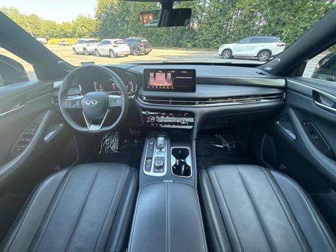 Used 2025 INFINITI QX60 Luxe w/ Black Edition FWD image 13