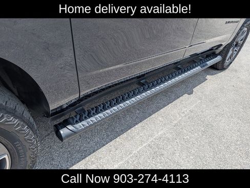 Used 2023 Chevrolet Suburban Z71 w/ Luxury Package AWD/4WD image 32