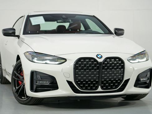 Used 2023 BMW 430i xDrive Coupe w/ M Sport Package image 4