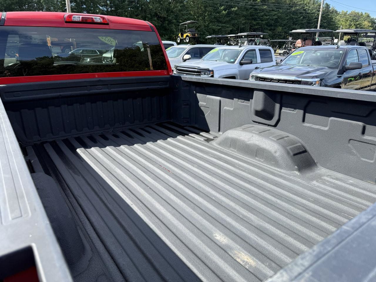 Used 2022 GMC Sierra 3500 Pro w/ Convenience Package AWD/4WD image 9