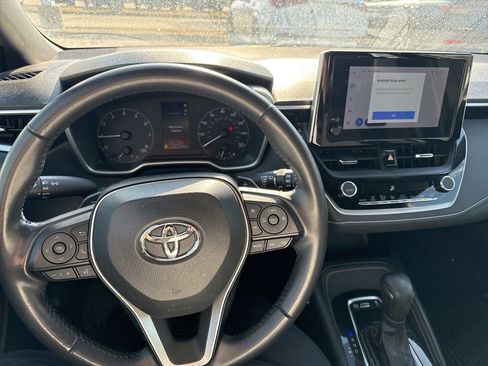 Used 2023 Toyota Corolla SE w/ SE Premium Package image 19