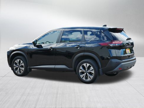 Used 2023 Nissan Rogue SV AWD/4WD image 5