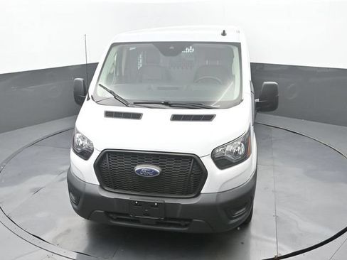 Used 2023 Ford Transit 250 Low Roof RWD image 14