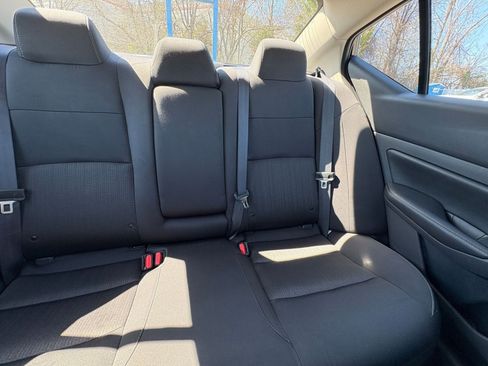 Used 2025 Nissan Altima 2.5 SV image 37