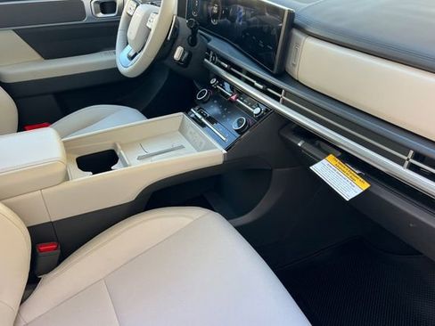 New 2026 Hyundai Santa Fe SE FWD image 17