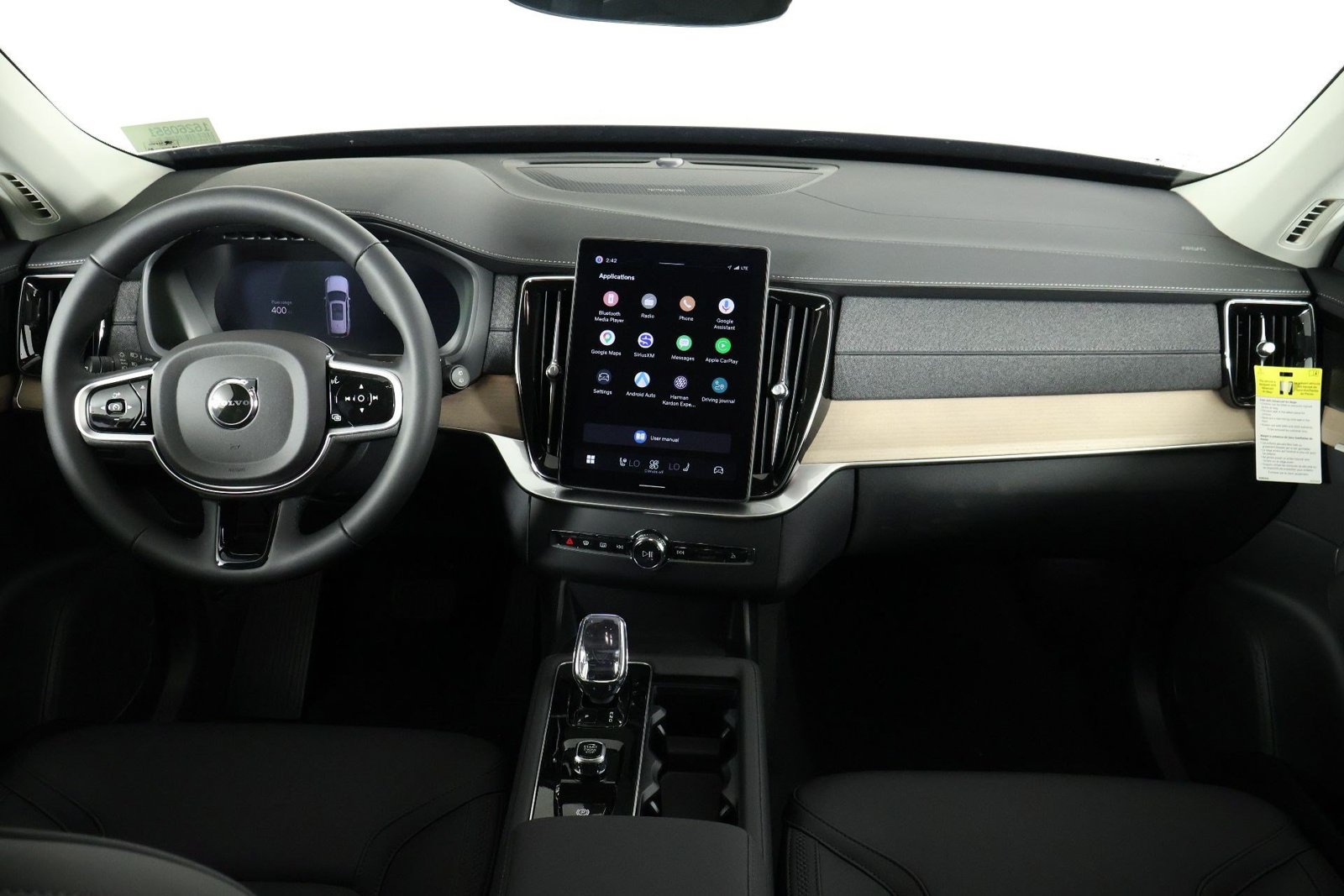 New 2026 Volvo XC90 T8 Plus w/ Protection Package AWD/4WD image 5