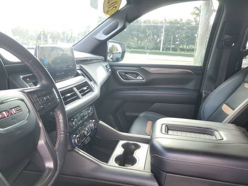 Certified 2021 GMC Yukon AT4 w/ AT4 Premium Plus Package AWD/4WD image 22