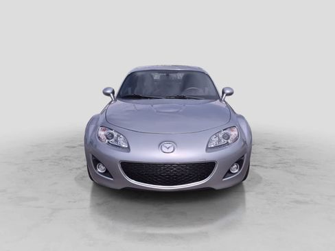 Used 2010 MAZDA MX-5 Miata Touring RWD image 3