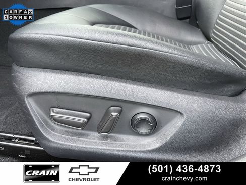 Used 2021 Toyota Camry SE image 10