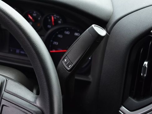 Used 2025 Chevrolet Silverado 1500 Custom Trail Boss w/ Dark Appearance Package AWD/4WD image 43