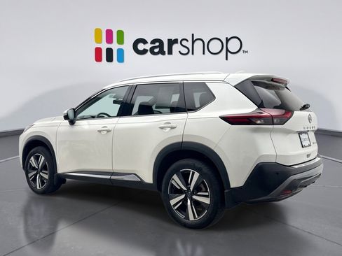 Used 2023 Nissan Rogue SL AWD/4WD image 3