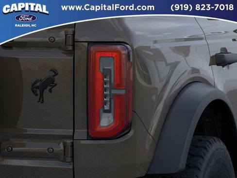 New 2025 Ford Bronco Outer Banks image 23