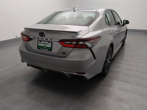 Used 2023 Toyota Camry SE FWD image 7