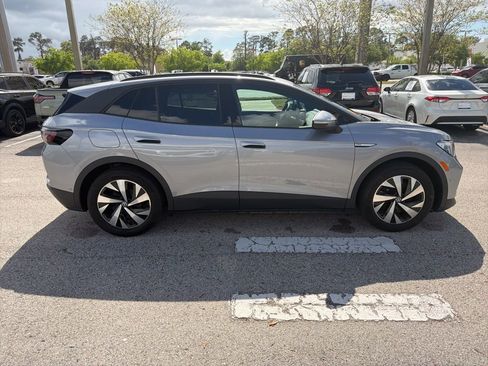 Used 2023 Volkswagen ID.4 Pro image 11