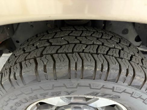 Used 2011 Ford F250 Lariat w/ Lariat Ultimate Pkg image 8