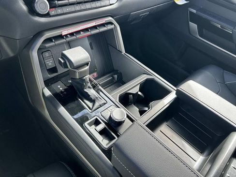 New 2026 Toyota Tundra Limited AWD/4WD image 27