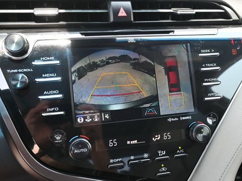 Used 2018 Toyota Camry XSE w/ Audio Package FWD image 11