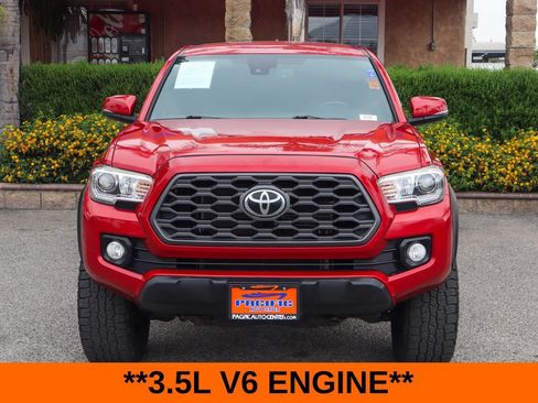 Used 2020 Toyota Tacoma TRD Off-Road w/ Technology Package AWD/4WD image 3