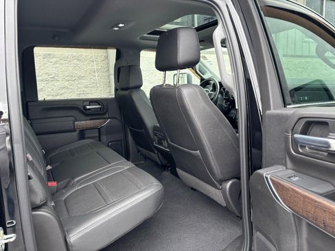Used 2021 GMC Sierra 2500 Denali w/ Denali Ultimate Package AWD/4WD image 11