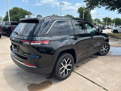 Used 2024 Jeep Grand Cherokee Limited AWD/4WD image 6