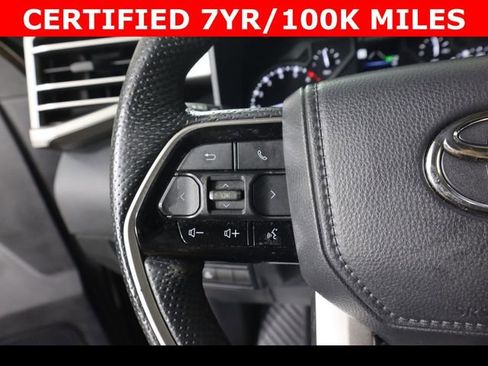 Used 2022 Toyota Tundra Limited w/ Power Package image 18