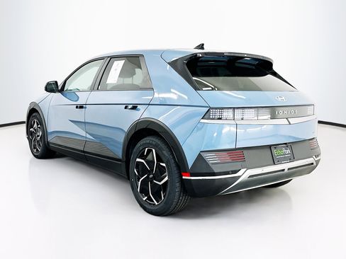 Used 2024 Hyundai Ioniq 5 SEL image 5