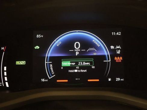 New 2026 Toyota Camry SE AWD/4WD image 17