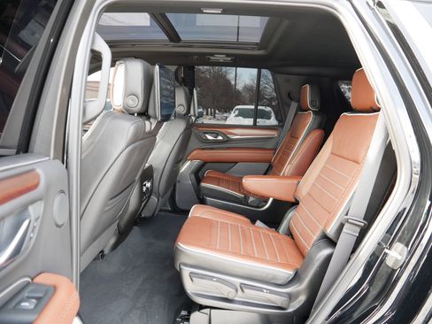 Certified 2023 GMC Yukon Denali Ultimate image 35