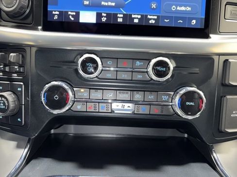 New 2025 Ford F150 Lariat w/ Equipment Group 502A High image 26