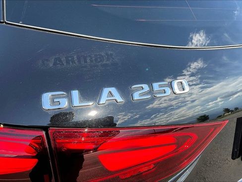 Used 2024 Mercedes-Benz GLA 250 4MATIC image 24