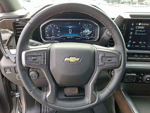 Used 2025 Chevrolet Silverado 2500 High Country w/ High Country Premium Package image 15