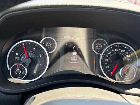 New 2026 RAM 2500 Big Horn AWD/4WD image 19