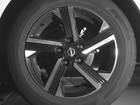 Used 2025 Nissan Sentra SV FWD image 14