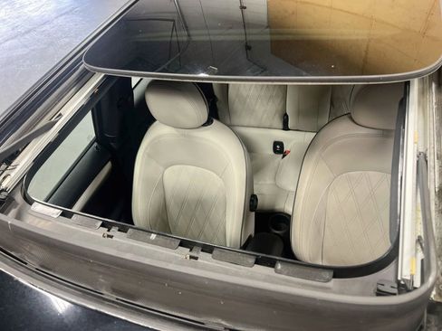 Used 2021 MINI Cooper S image 23