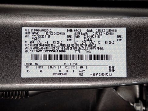 Used 2023 Ford F150 Lightning Platinum AWD/4WD image 30