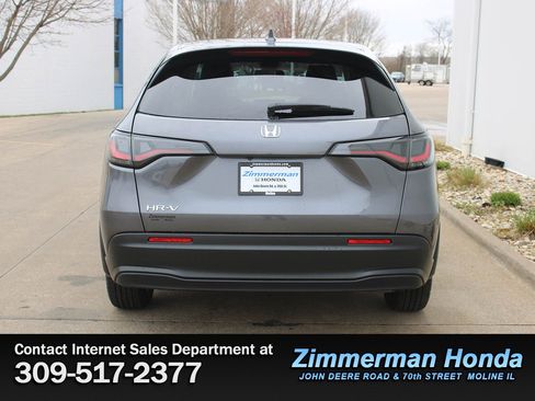 New 2026 Honda HR-V LX image 8