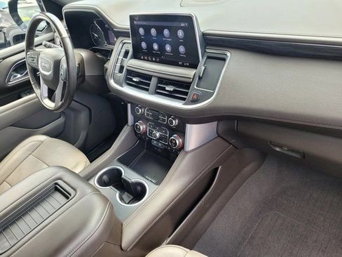 Used 2021 GMC Yukon SLT w/ SLT Luxury Plus Package AWD/4WD image 22