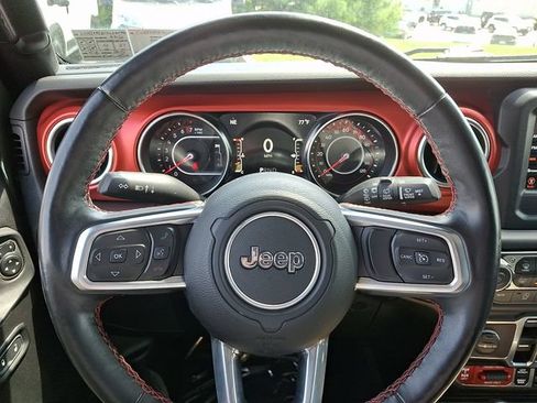 Used 2021 Jeep Wrangler Unlimited Rubicon w/ LED Lighting Group AWD/4WD image 26