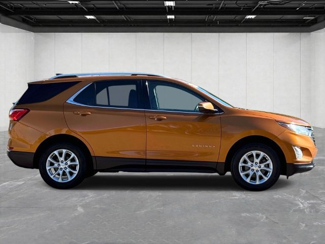 Used 2018 Chevrolet Equinox LT w/ LT True North Edition AWD/4WD image 4