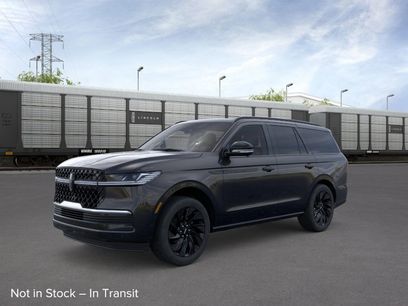 New 2026 Lincoln Navigator Reserve w/ Jet Appearance Package