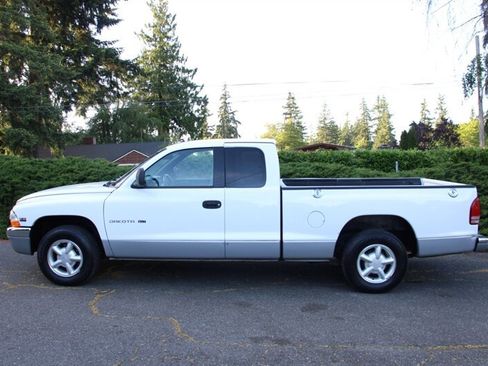 Used 1998 Dodge Dakota 2WD Club Cab image 12
