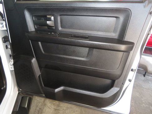 Used 2016 RAM 1500 Express w/ Popular Equipment Group image 32