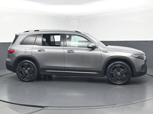 Used 2022 Mercedes-Benz EQB 350 4MATIC image 6
