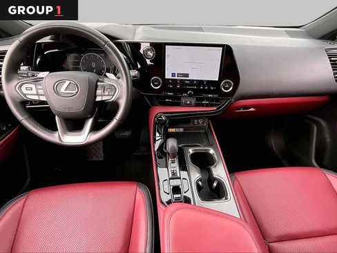 Used 2025 Lexus NX 250 FWD w/ Towing Package (2000 Lbs) image 13