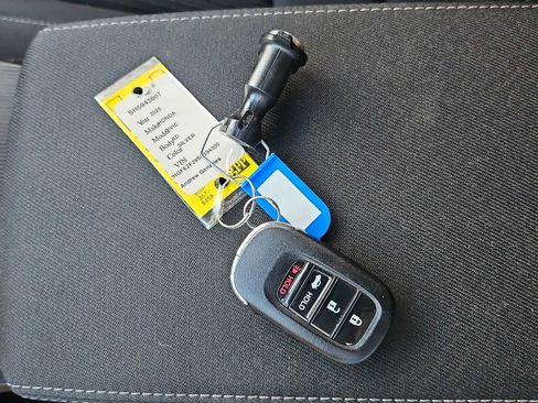 Used 2025 Honda Civic LX image 24