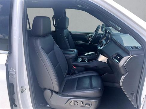 Used 2023 Chevrolet Tahoe LT RWD image 9