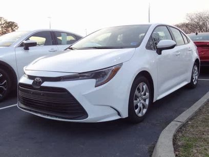 Used 2025 Toyota Corolla LE
